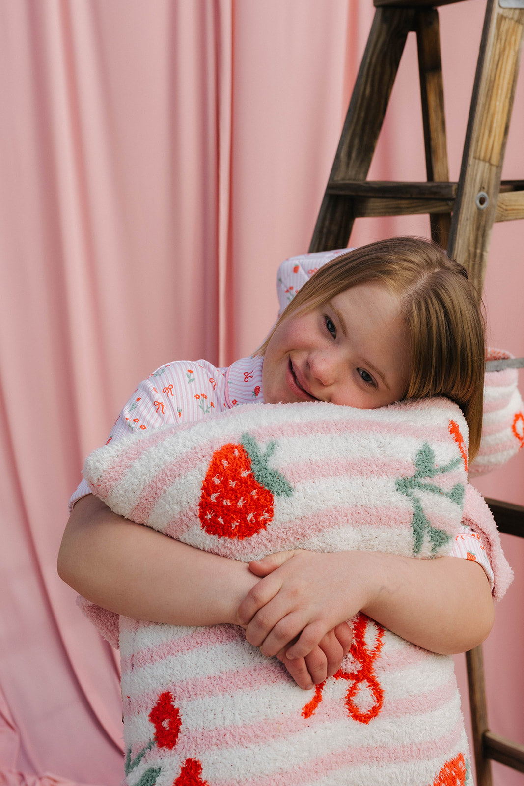 emme snuggling the quillow