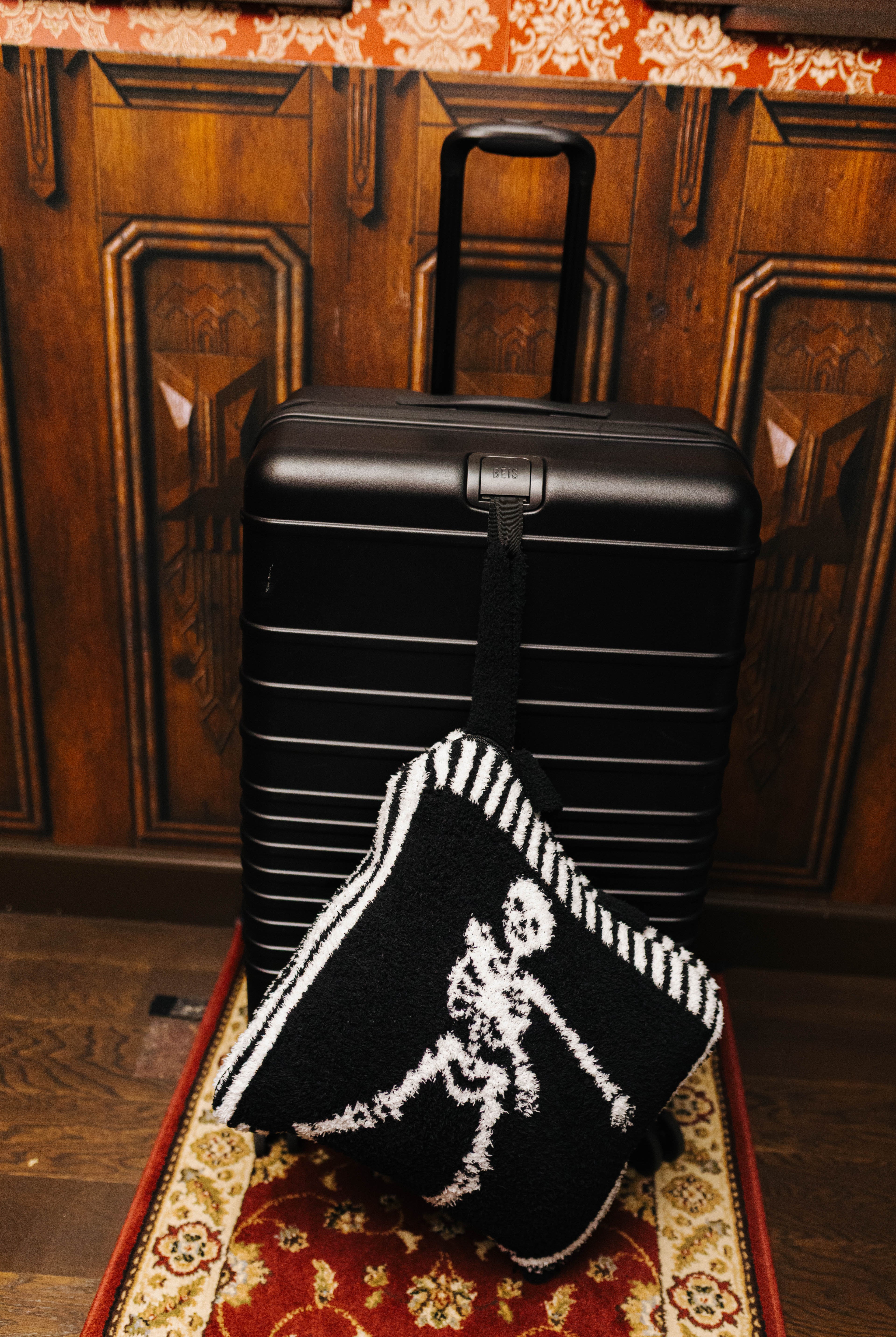 Skelly Quillow 50x60 shown from an alternate angle
