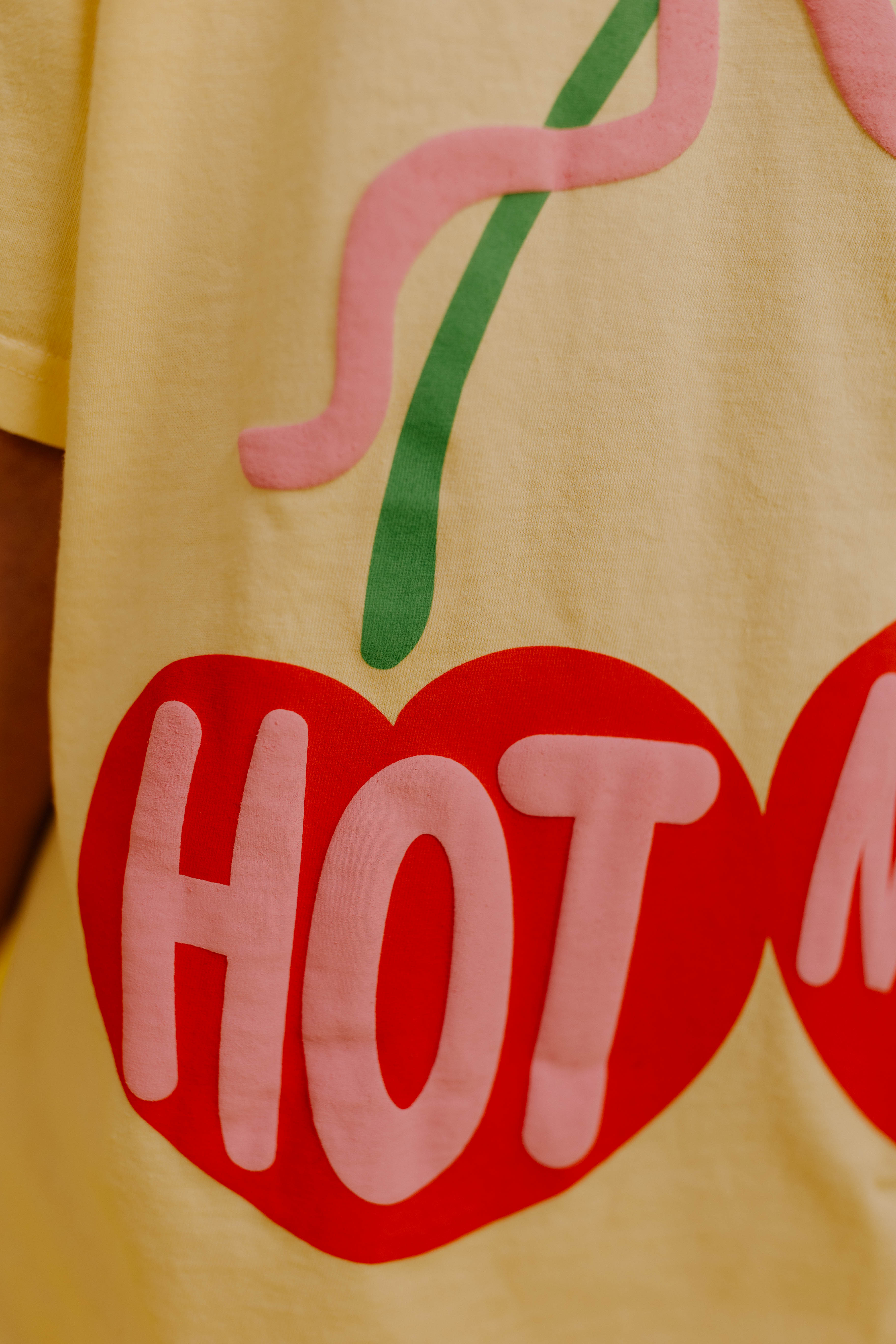 Showing the pink puff detail