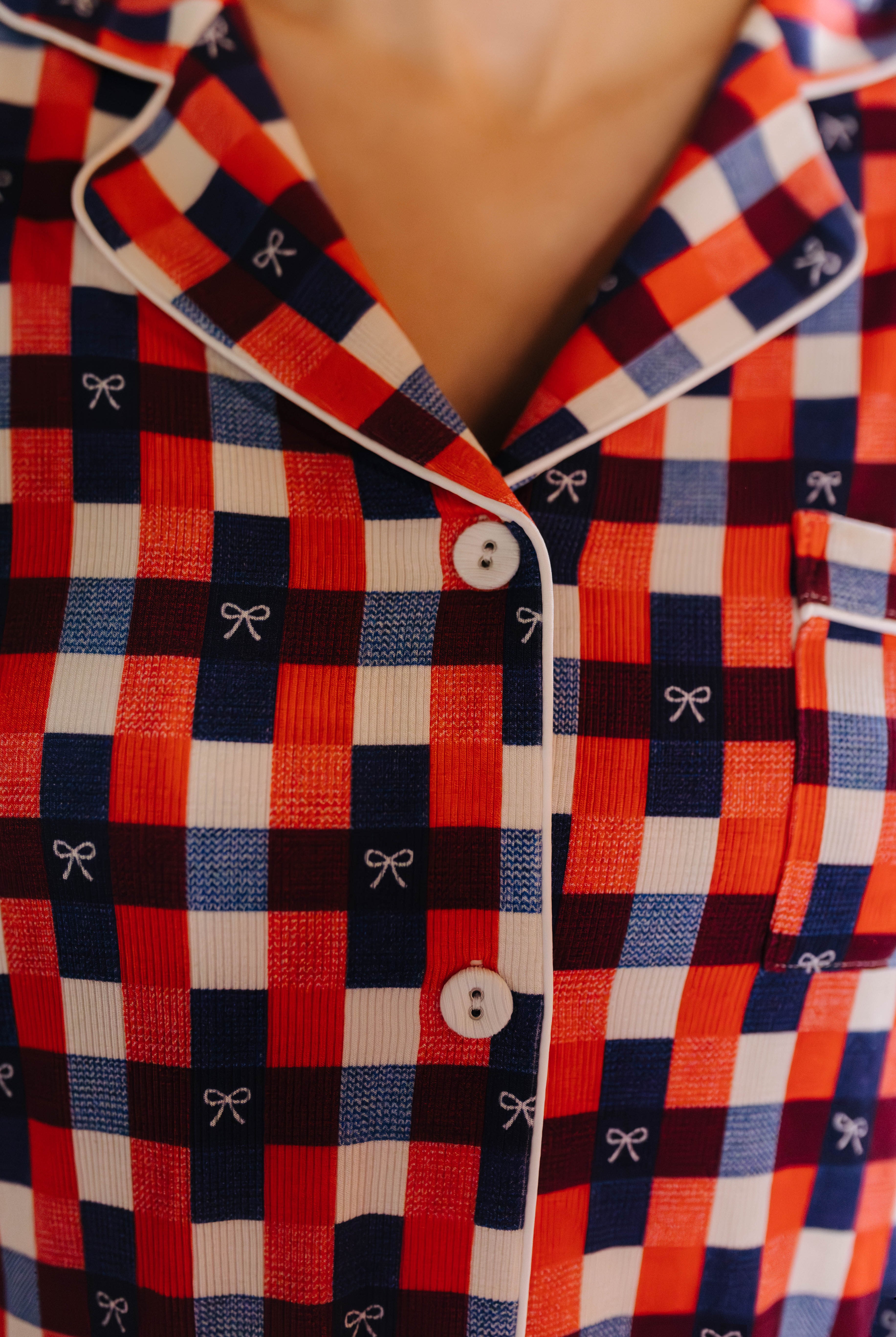 close up of gingham bow print
