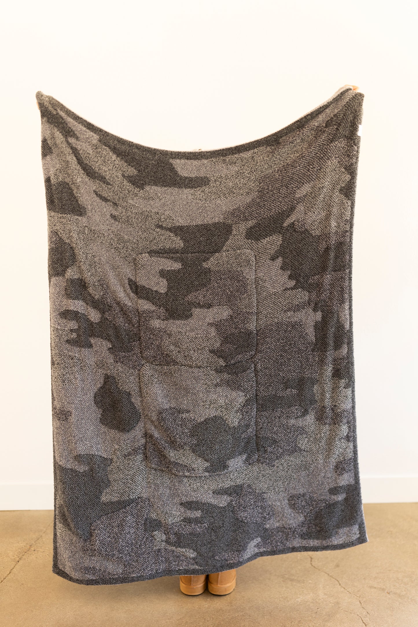 Grey KyKy Camo Quillow