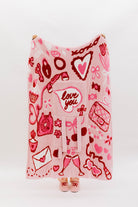 full pic of quillow with all details (love you) hearts, bows, purse, phone, envelope, champange glass