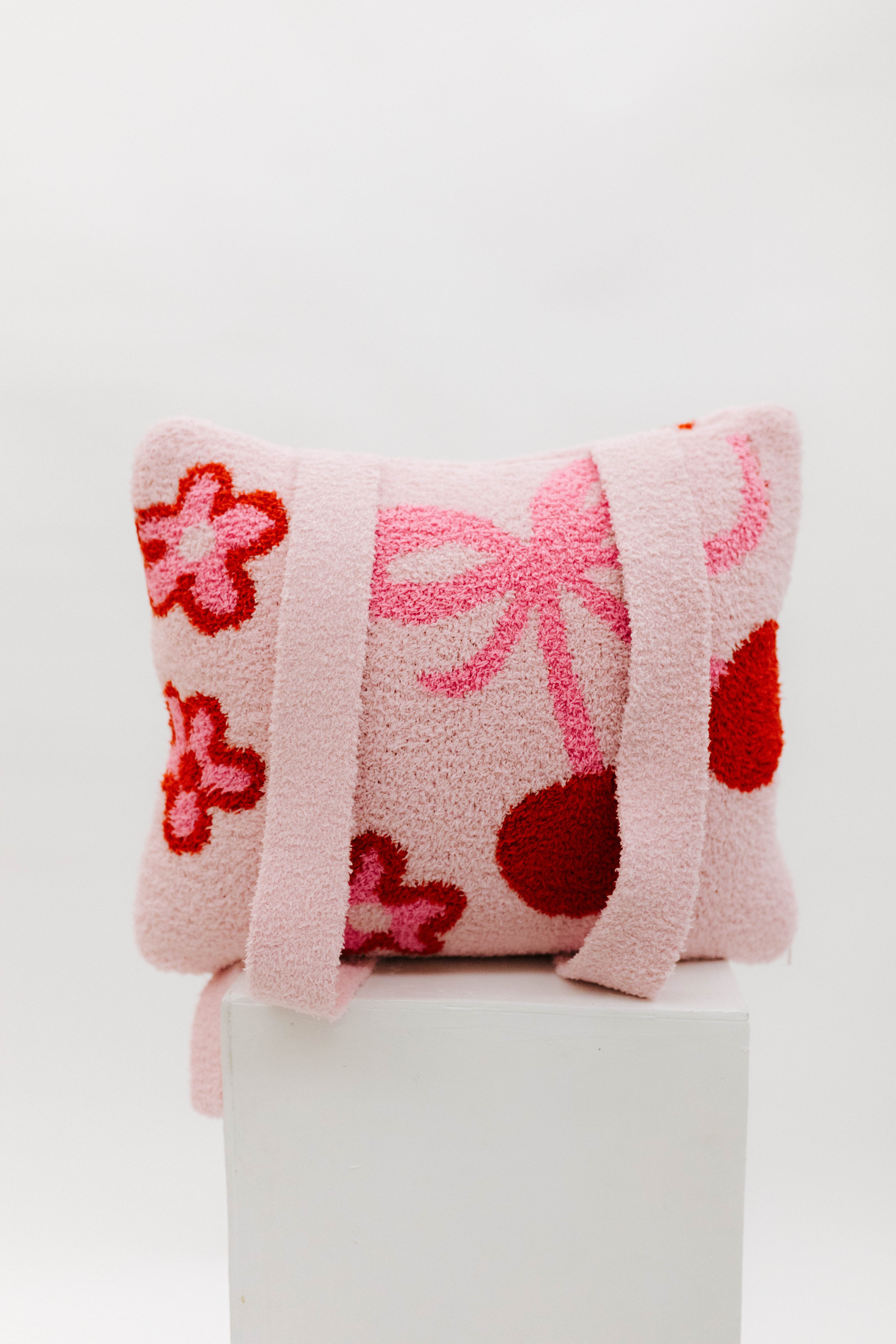 Love you quillow back shoring cherry and flower detail
