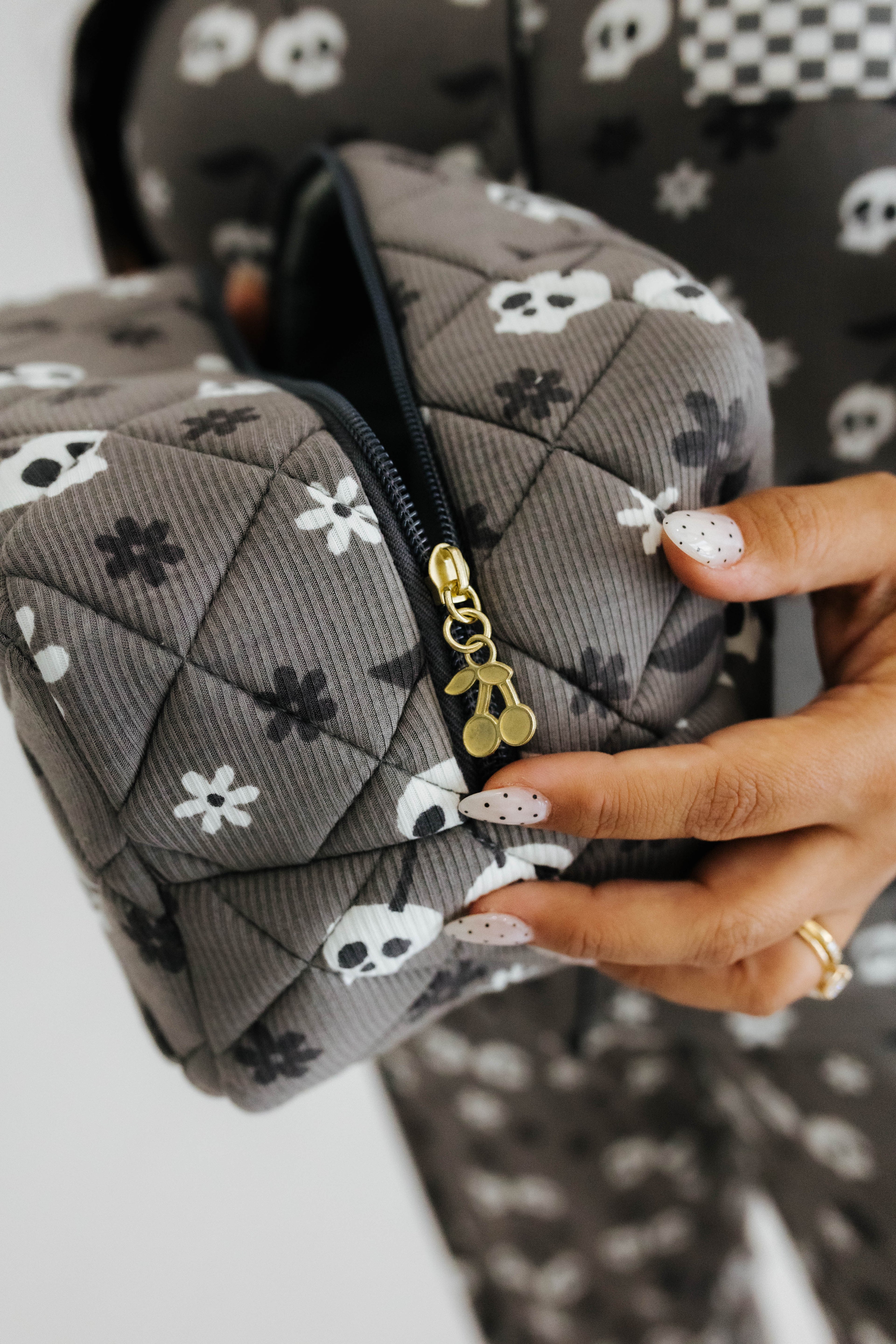 skelly cosmetic bag cherry zipper detail