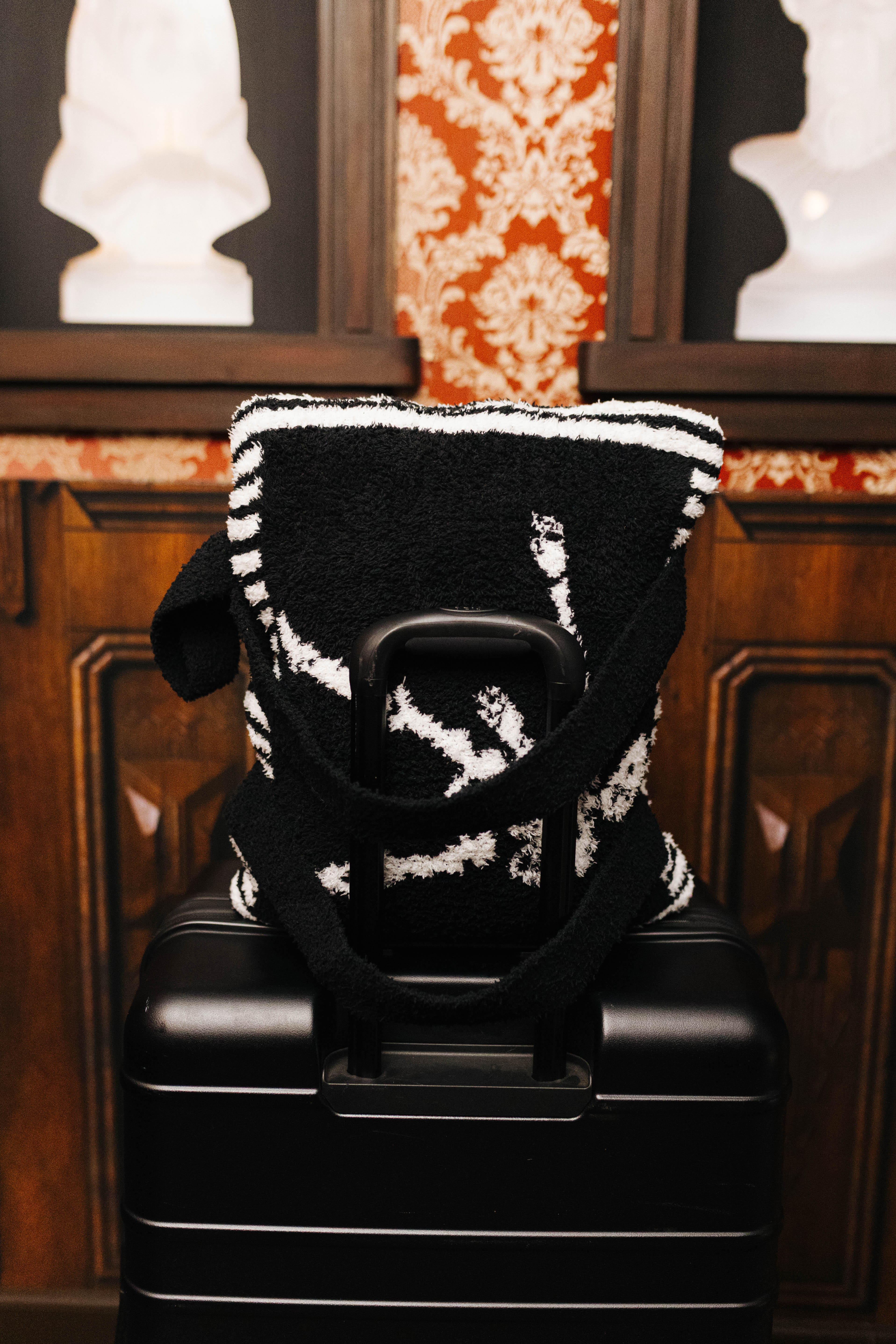 Backpack straps on the Skelly quillow