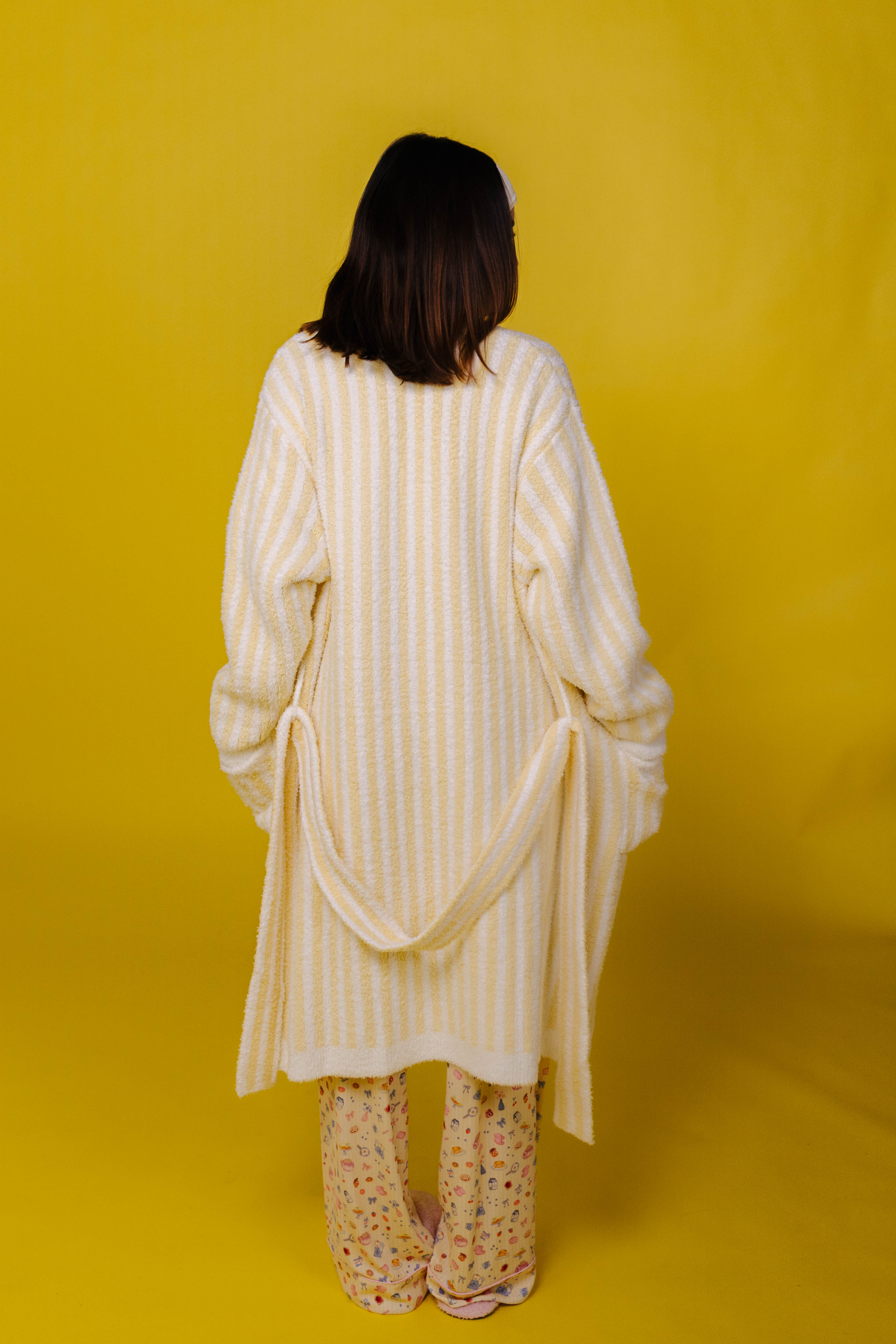 back of the yellow striped robe