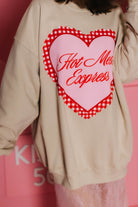 closer photo of the hot mess heart detailing 