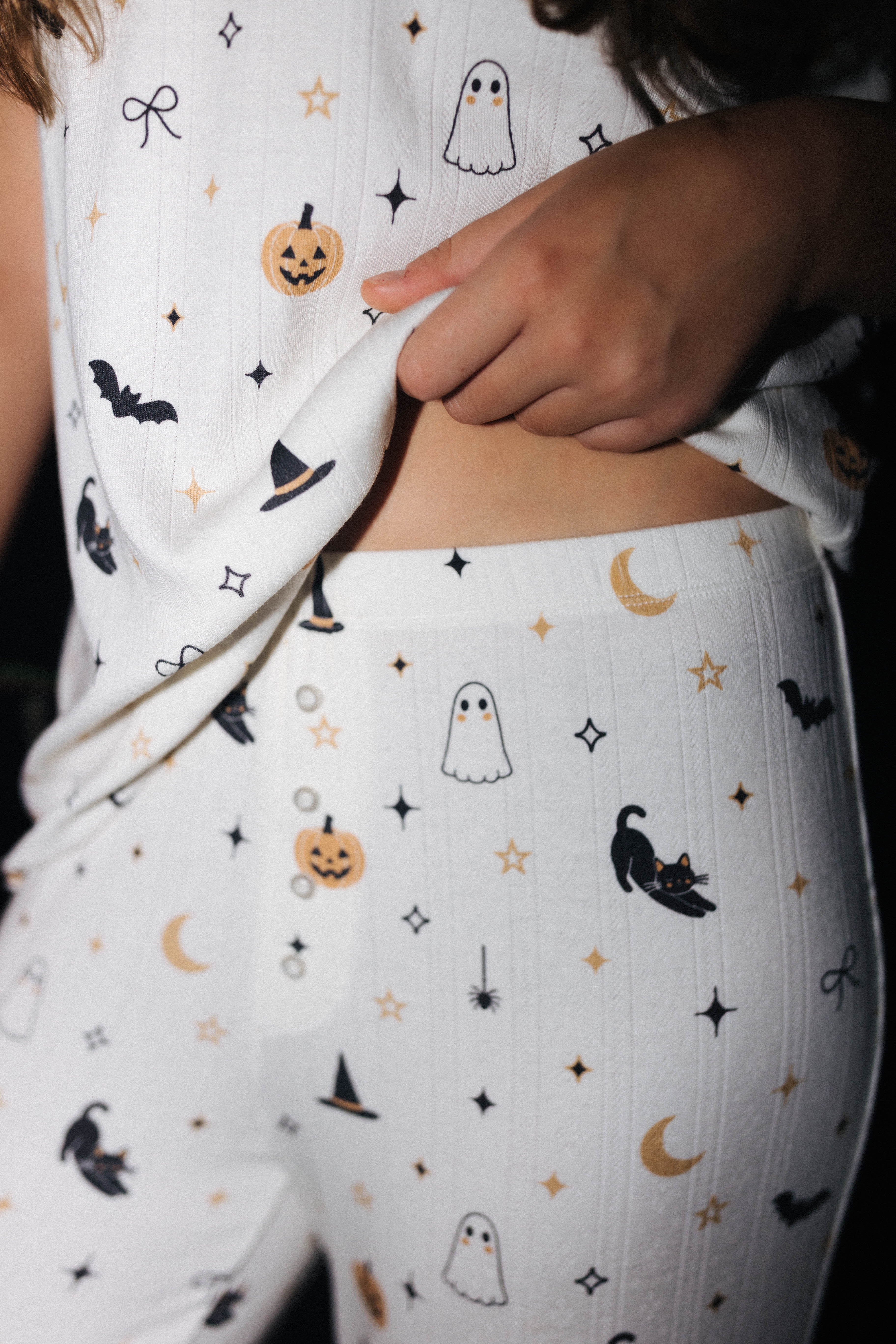 Waistband detail on Halloween Icon Print pajama pants