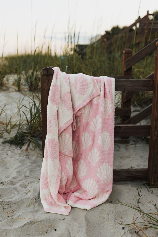 Pink Seashell Quillow