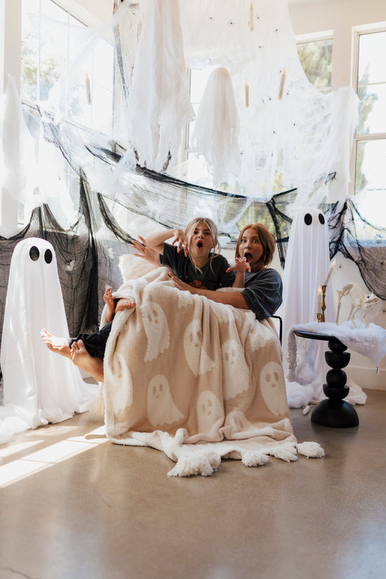 Sand and White Ghost Blanket With Tassels