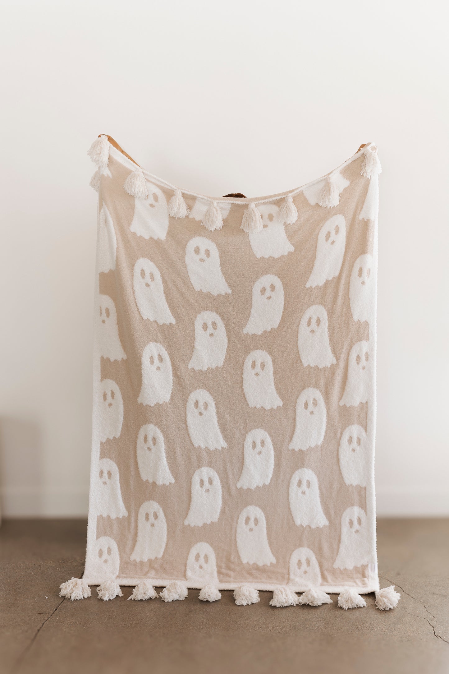 Sand and White Ghost Blanket With Tassels