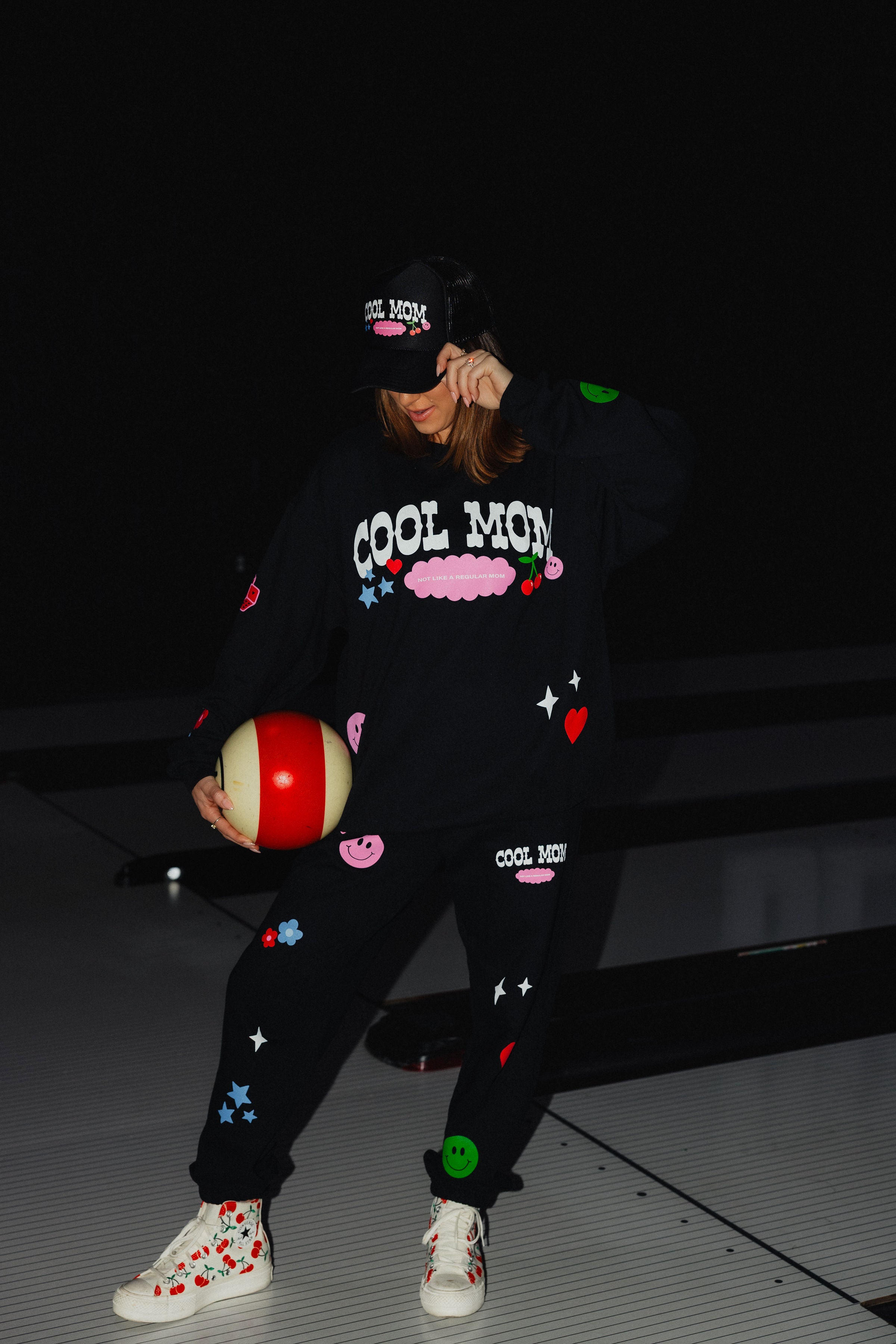 full outfit sweat set with cool mom detailing and stars, smiley, dasiy, and cherry icons