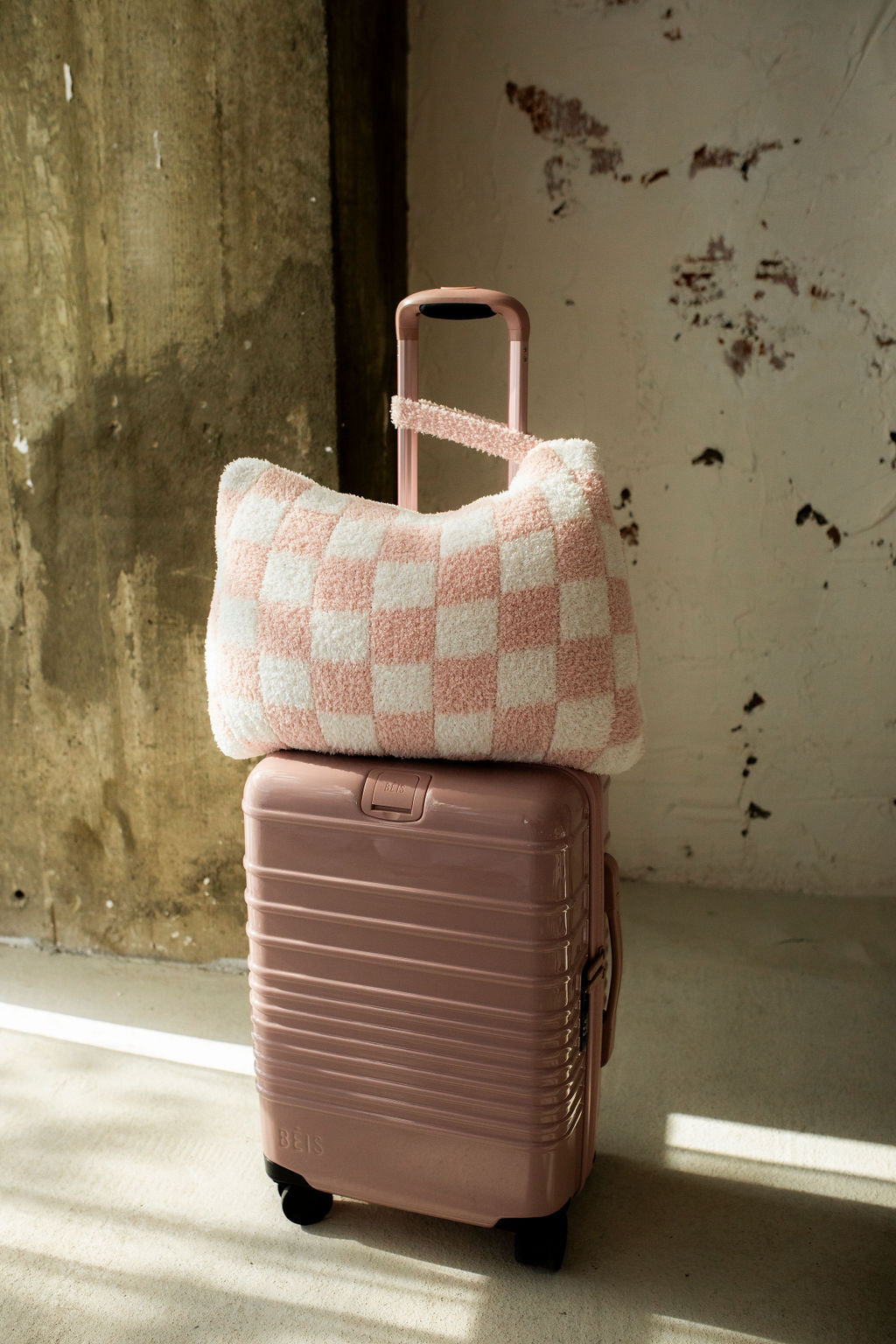 Pink and White Check Quillow